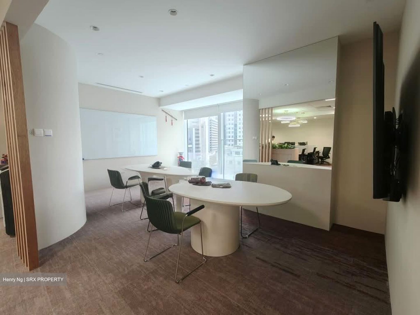 Singapore Land Tower (D1), Office #601343401